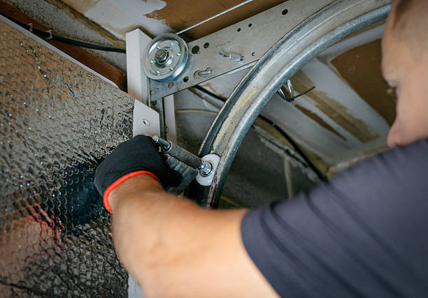 Affordable Garage Door Panel Replacement solutions in Hialeah Gardens, FL